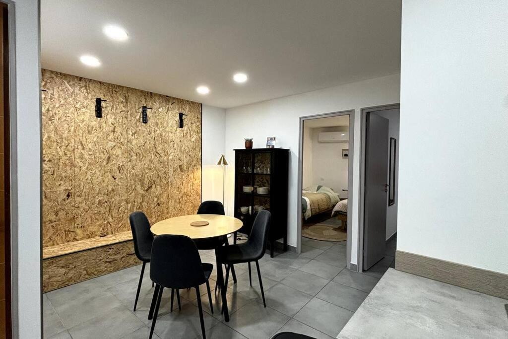 Tres Bel Appartement Climatise - Chez Tom Et Anna Bédoin Eksteriør bilde